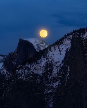 Image post by @nationalparkscollective on Instagram