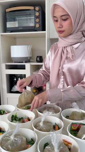Video post by @itsandani on TikTok