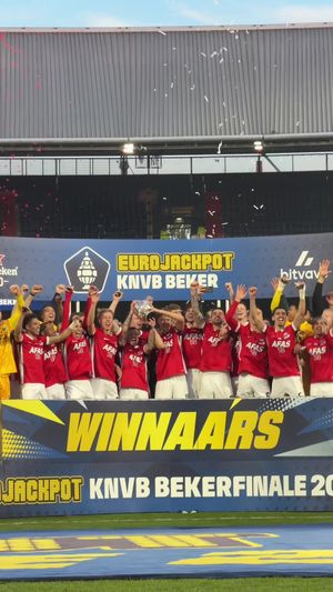Video post by @azalkmaar on TikTok