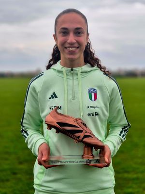Image post by @azzurrefigc on Instagram