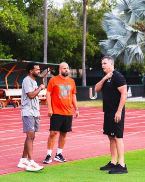 Image post by @caneshoops on Instagram