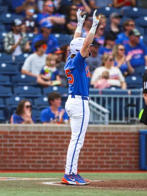 Image post by @gatorsbb on Instagram
