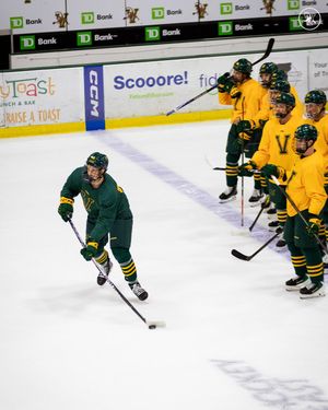 Image post by @uvmmhockey on Instagram