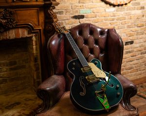 Image post by @officialgretsch on Instagram