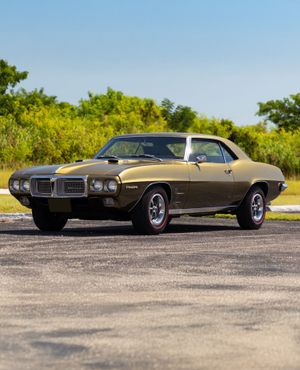 Video post by @barrettjacksontv on TikTok