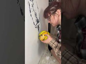 Video post by @samanthawojart on YouTube