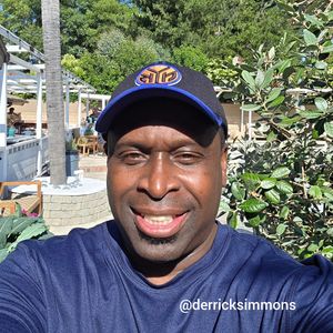 Image post by @derricksimmons on Instagram