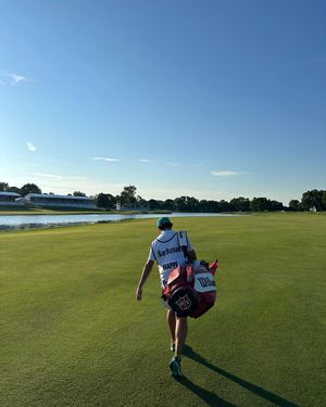 Image post by @alexknappegolf on Instagram