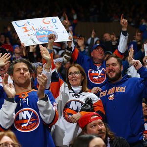 Image post by @nyislanders on Instagram