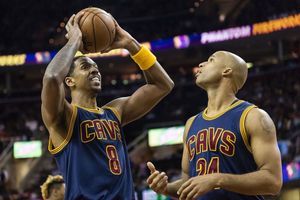 Image post by @thelongshotpod on Instagram