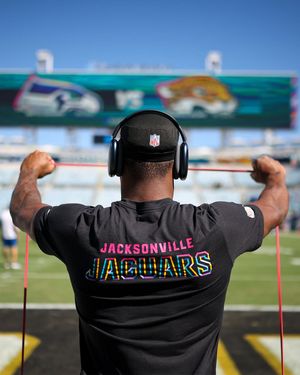 Image post by @jaguarsuk on Instagram