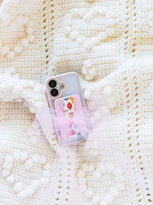 Image post by @lovehandle on Instagram