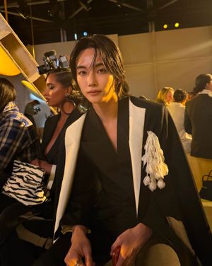 Image post by @ellemenhk on Instagram