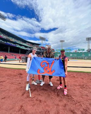 Image post by @harborhawks on Instagram