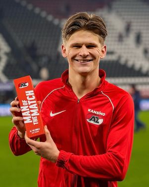 Image post by @azalkmaar on Instagram