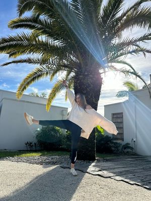 Image post by @lisamessenger on Instagram