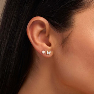 Image post by @juliaszendreijewelry on Instagram
