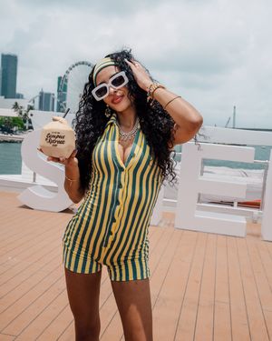 Image post by @shein_us on Instagram
