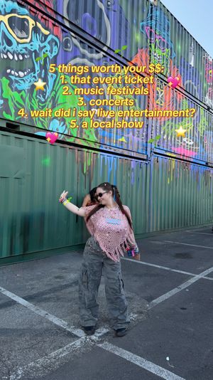 Video post by @bellasseen on TikTok