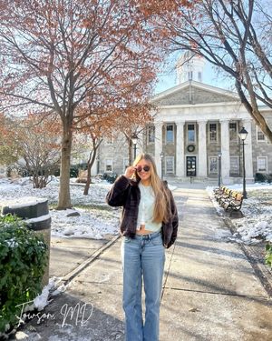 Image post by @charlottezta on Instagram