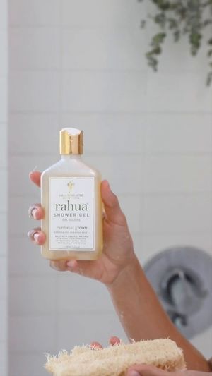 Video post by @RahuaBeauty on Facebook