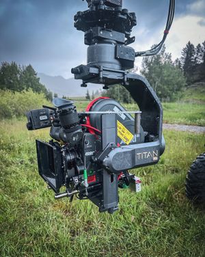 Image post by @motocrane_team on Instagram