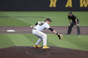 Image post by @UIBaseball on Twitter