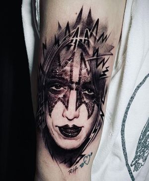 Image post by @skindesigntattoos on Instagram