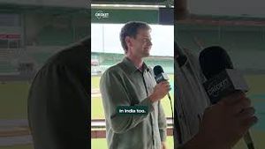 Video post by @cricketcomau on YouTube
