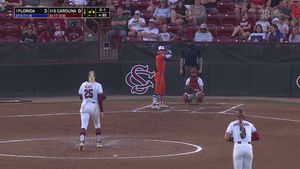 Video post by @GamecockSoftbll on Twitter