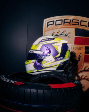 Image post by @bellracinghq on Instagram