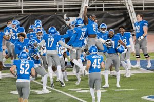 Image post by @UBAthletics on Twitter