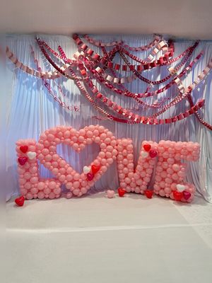 Image post by @balloons_by_victoria_dz on Instagram