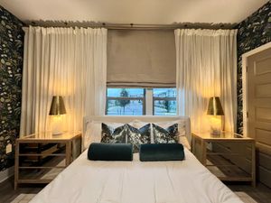 Image post by @davisdevdesign on Instagram