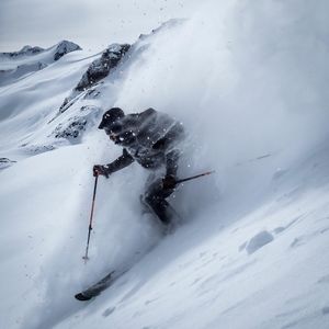 Image post by @whistlerblackcomb on Instagram