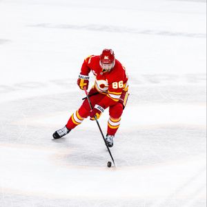 Image post by @NHLFlames on Twitter