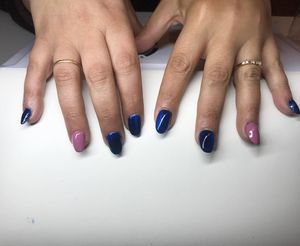 Image post by @nestanails on Instagram