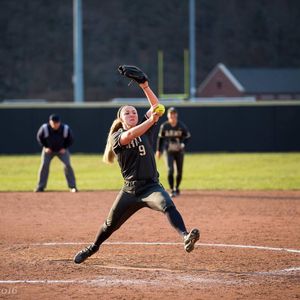 Image post by @armywp_softball on Instagram