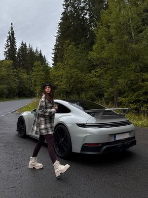 Image post by @cezaracristescu on Instagram