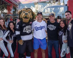 Image post by @lakingsicecrew on Instagram