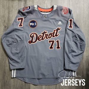 Image post by @skubiesjerseys on Instagram
