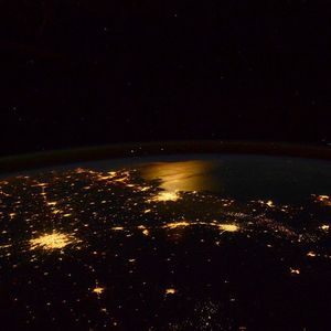 Image post by @iss on Instagram