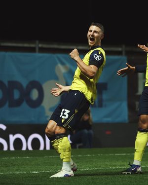 Image post by @oufcofficial on Instagram