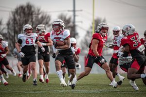 Image post by @LouisvilleFB on Twitter