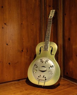 Image post by @officialgretsch on Instagram