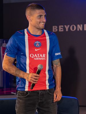 Image post by @psg on Instagram