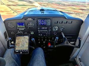Image post by @foreflight on Instagram