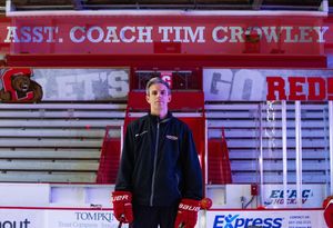 Image post by @cornellwhockey on Instagram