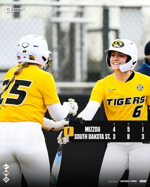 Image post by @mizzousoftball on Instagram
