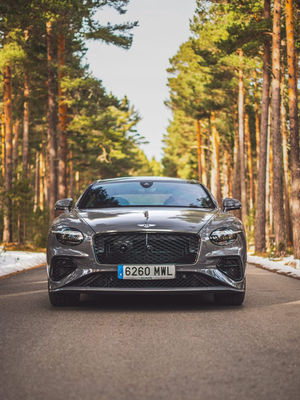 Image post by @bentleymotors on Instagram